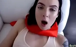 Marley Brinx - Touch My Body Challenge - Bratty Sis