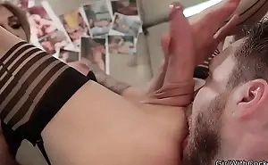 Shemale doctor bangs guy at psych ward