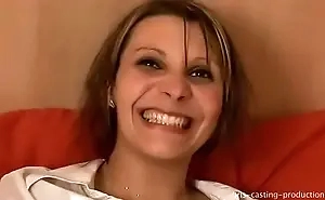 chloé_ angel MILF debutante en casting