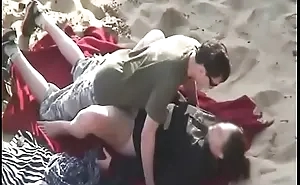 Compilation en la playa civilfuck.com