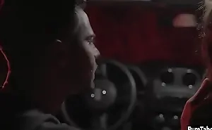 Couple got banged in a alien group sex at a spaceship